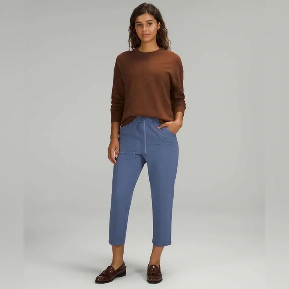 Lululemon Stretch High-Rise Crop 23" - Picture 1 of 11